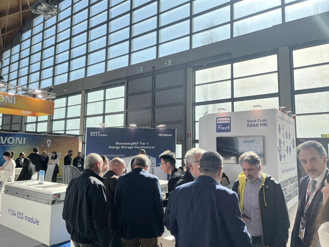 AG庄闲首登亚平宁半岛！携全场景储能解决方案惊艳亮相